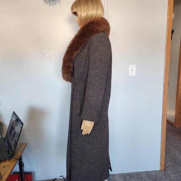 #729 Wool/fox fur coat - Picture 6 of 7